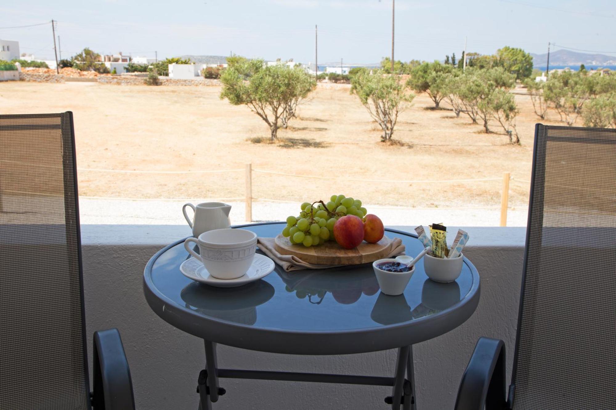 الشقق الفندقية Alikíفي  Paros King المظهر الخارجي الصورة